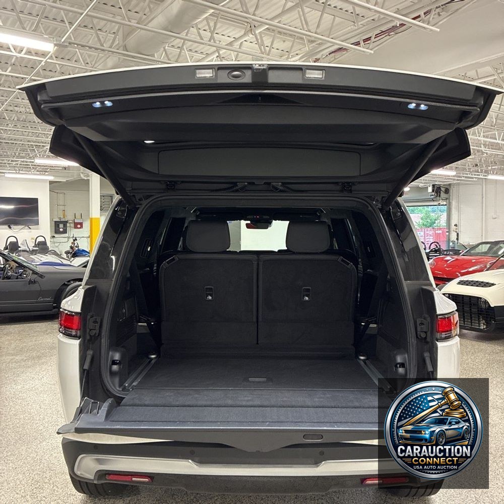 2024 Rivian R1S Adventure Quad-Motor