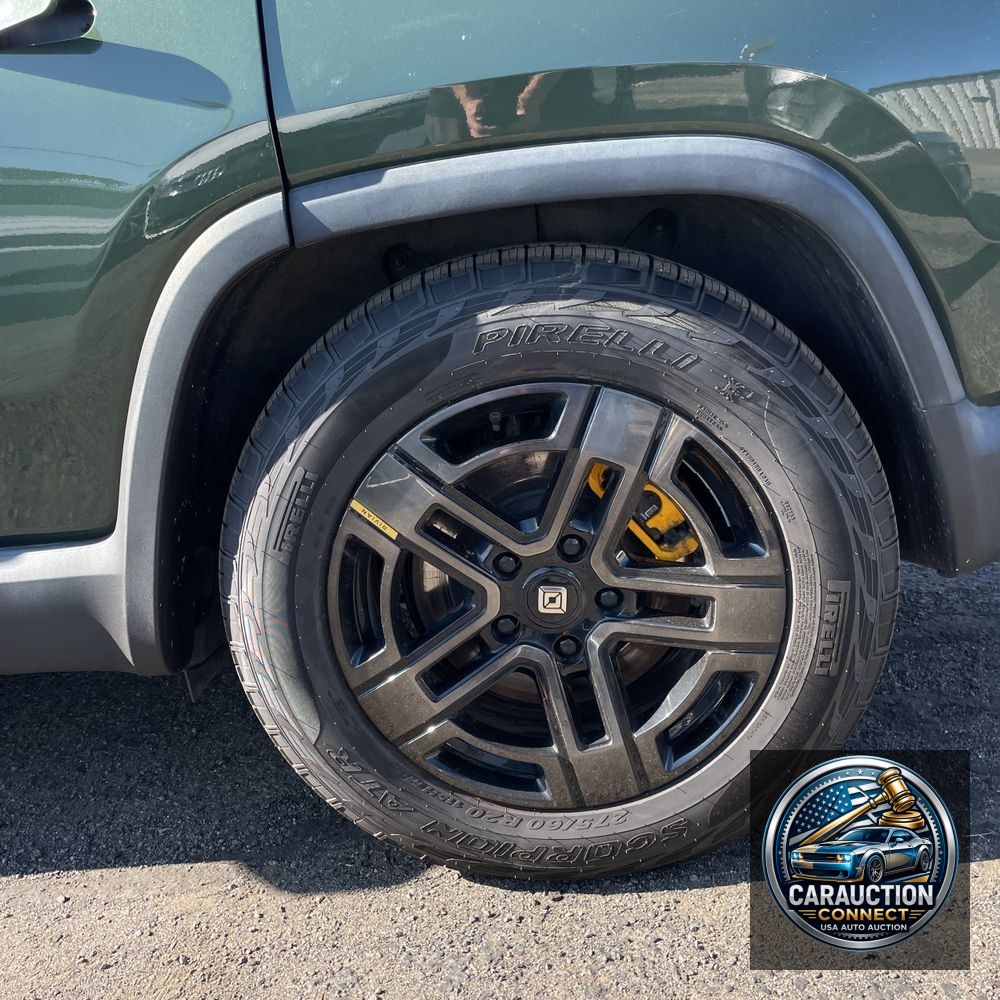 2023 Rivian R1S Adventure Quad-Motor