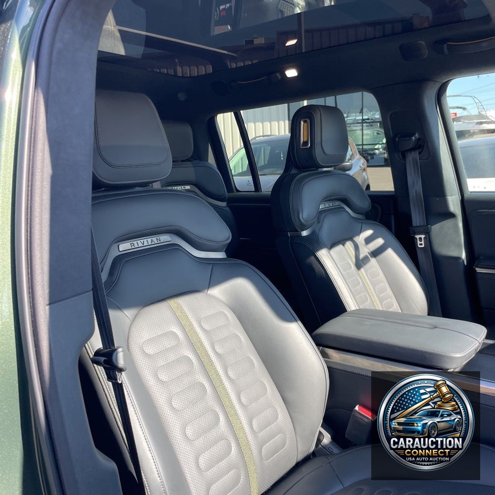 2023 Rivian R1S Adventure Quad-Motor