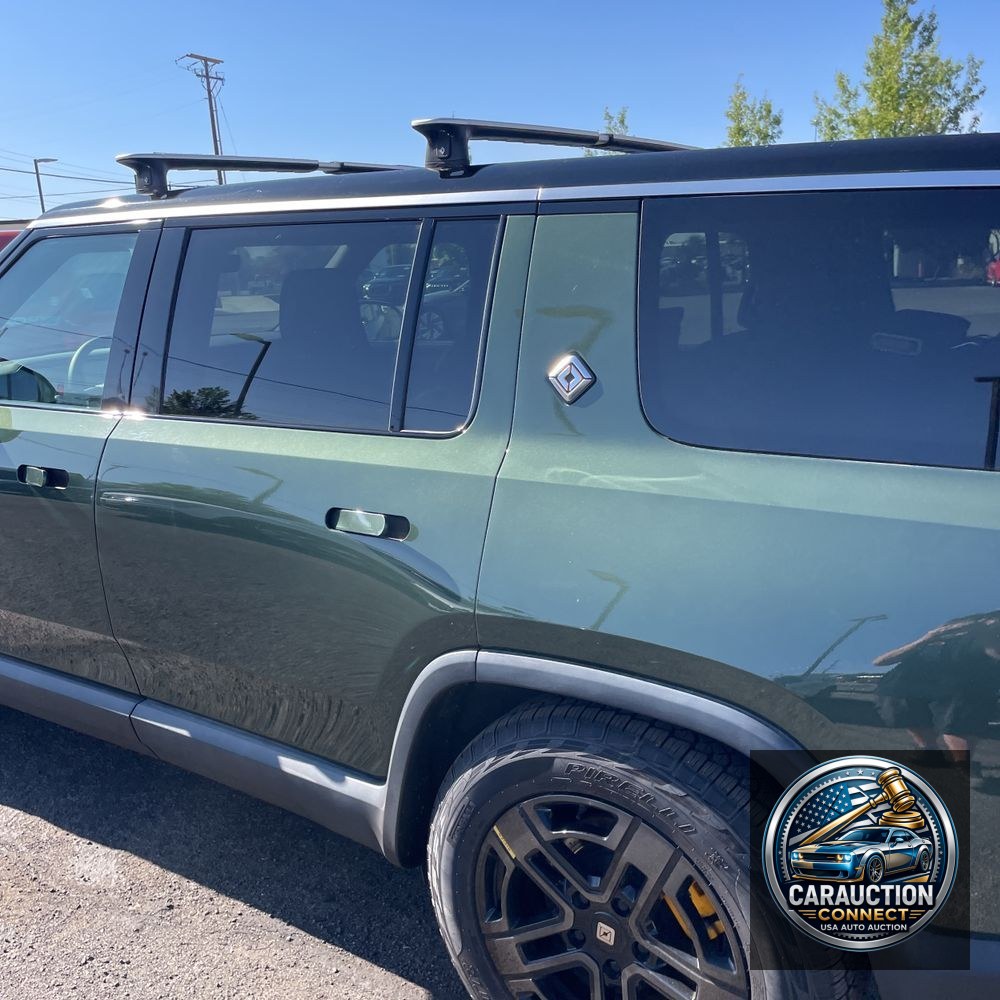 2023 Rivian R1S Adventure Quad-Motor