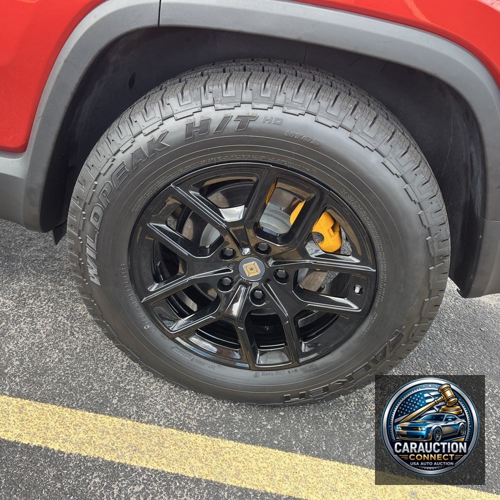 2023 Rivian R1S Adventure Quad-Motor