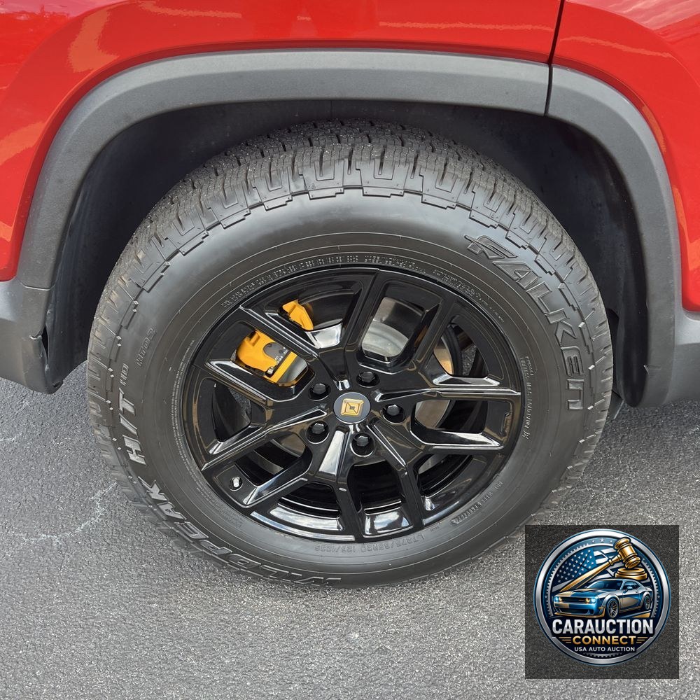 2023 Rivian R1S Adventure Quad-Motor