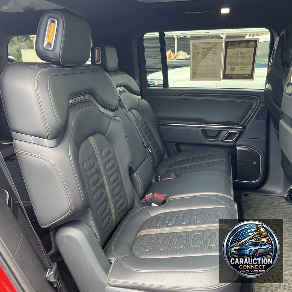2023 Rivian R1S Adventure Quad-Motor