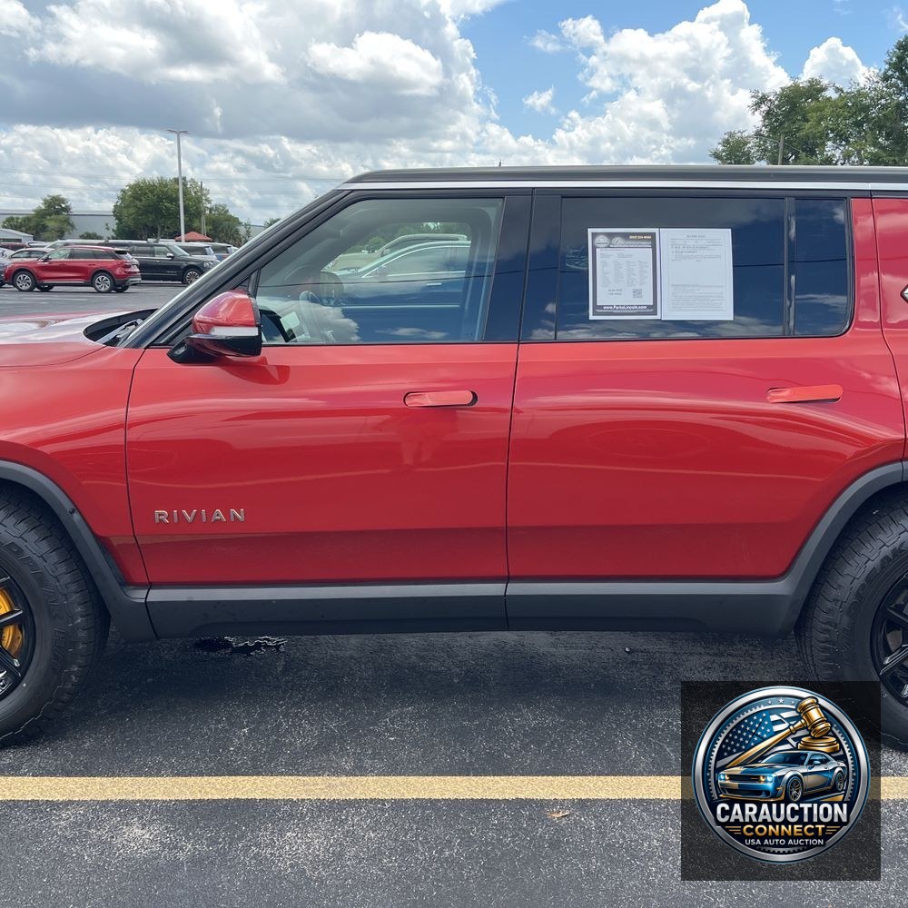 2023 Rivian R1S Adventure Quad-Motor