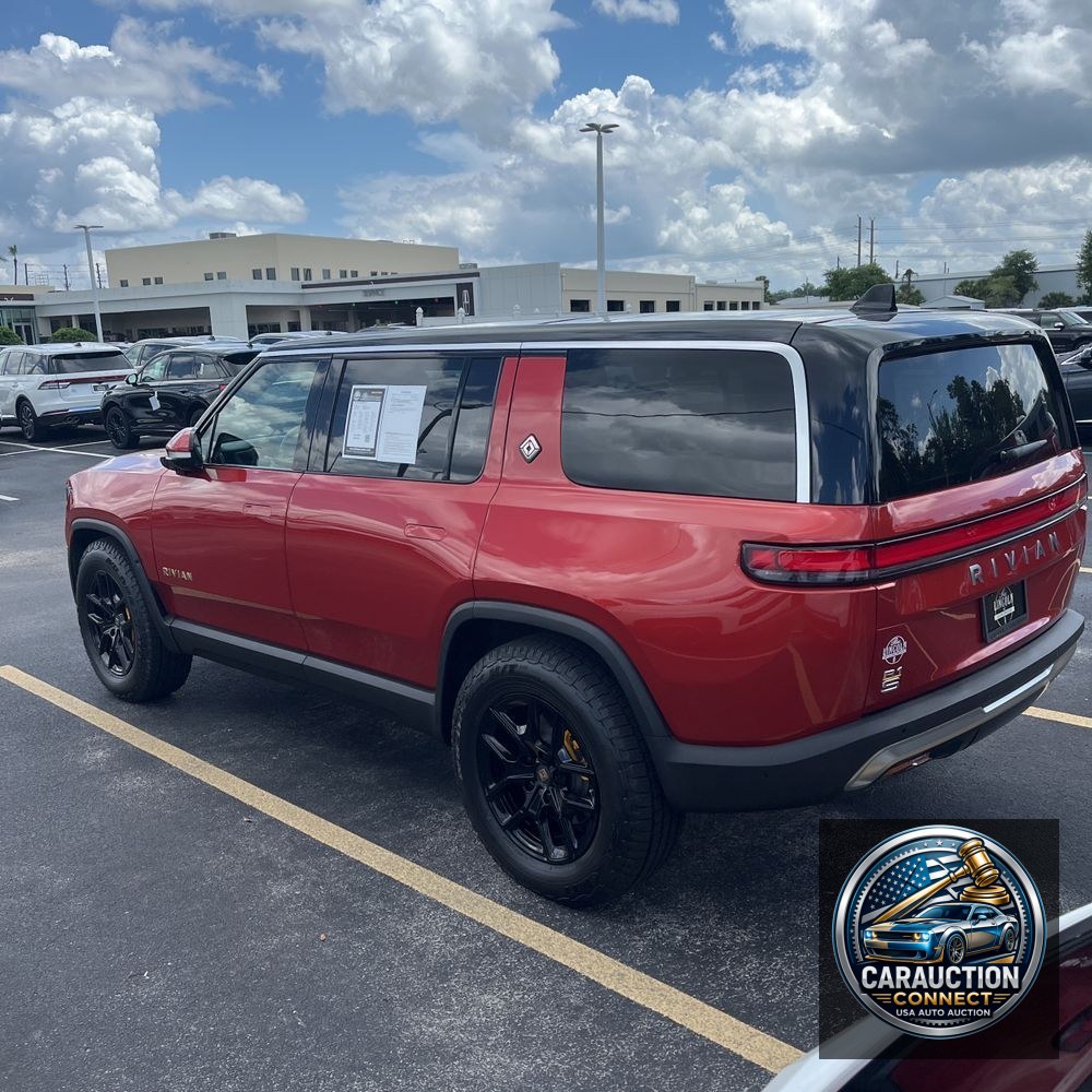 2023 Rivian R1S Adventure Quad-Motor