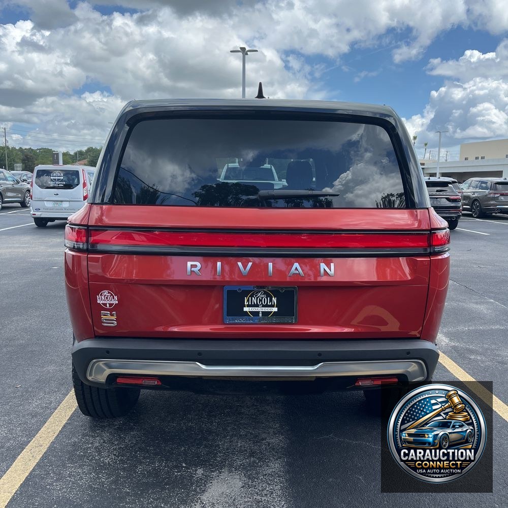 2023 Rivian R1S Adventure Quad-Motor