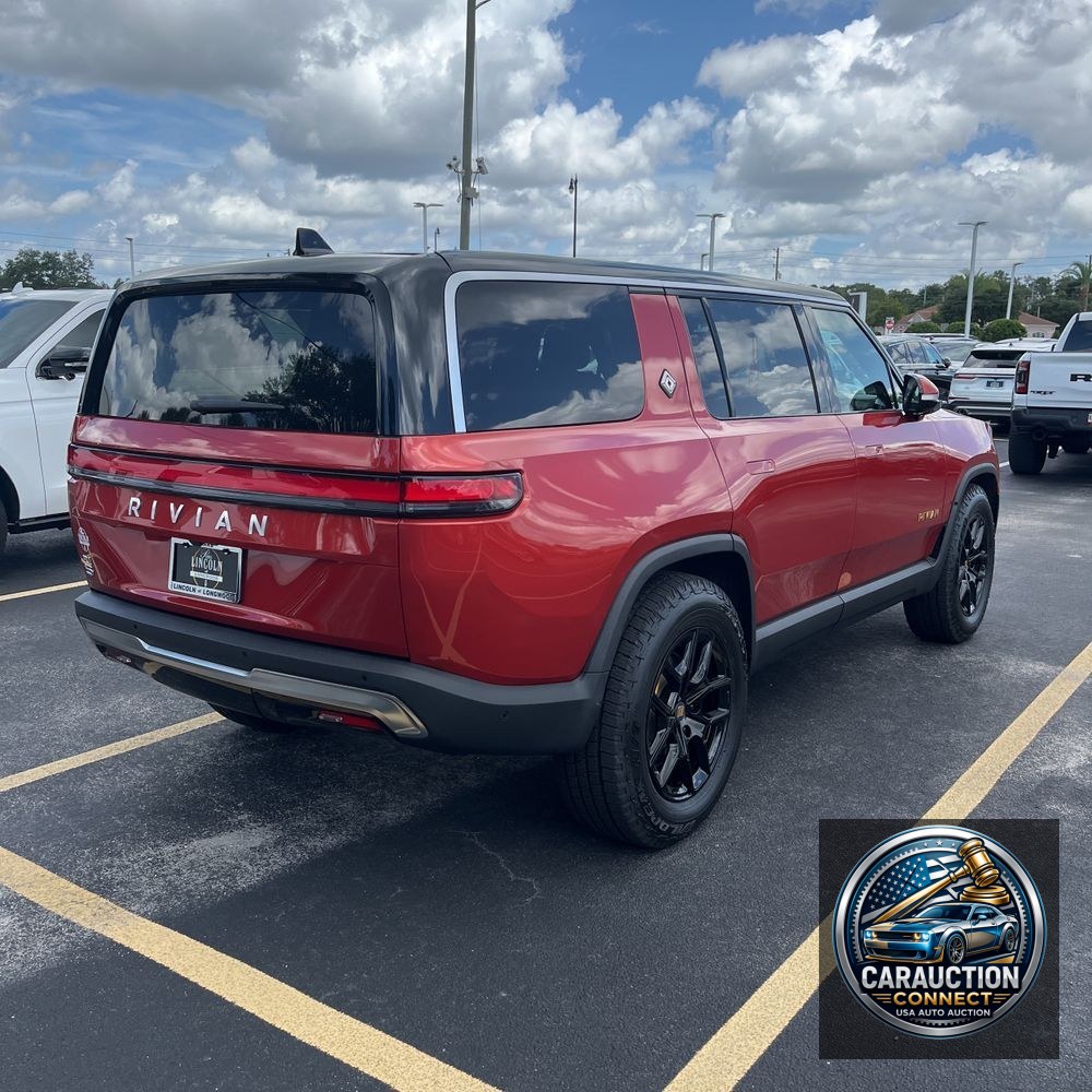 2023 Rivian R1S Adventure Quad-Motor