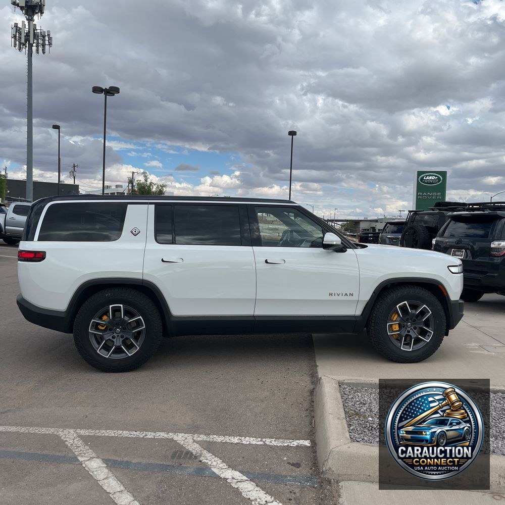 2024 Rivian R1S Adventure Quad-Motor