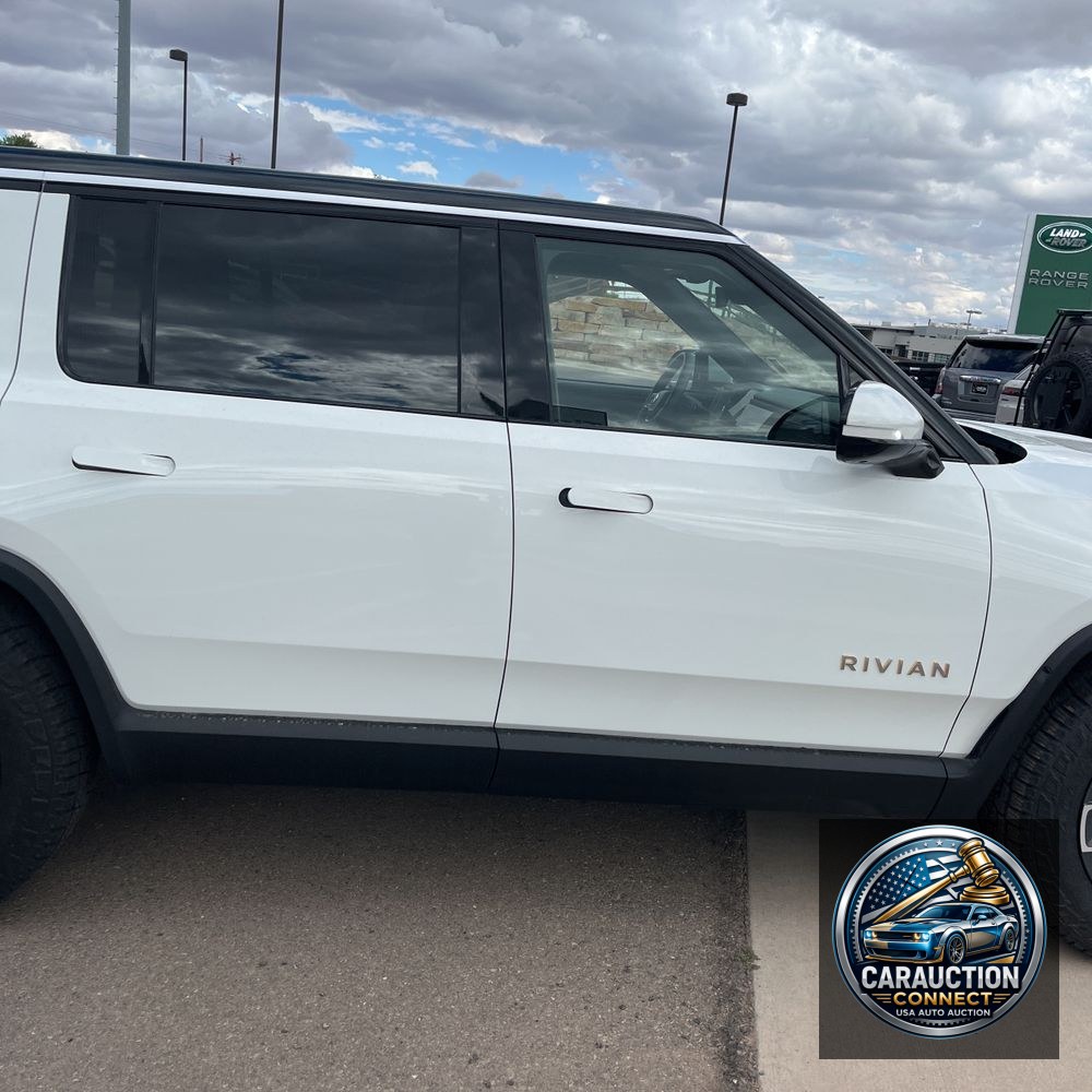 2024 Rivian R1S Adventure Quad-Motor