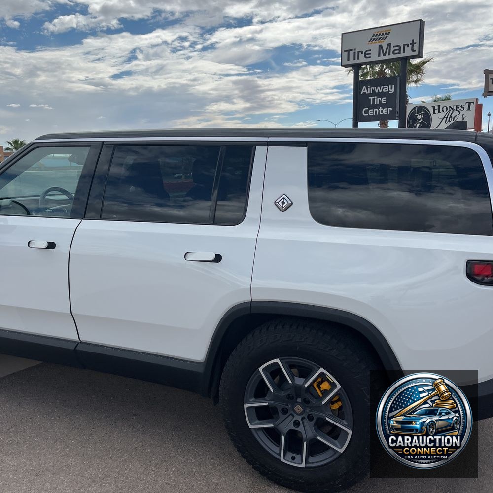 2024 Rivian R1S Adventure Quad-Motor