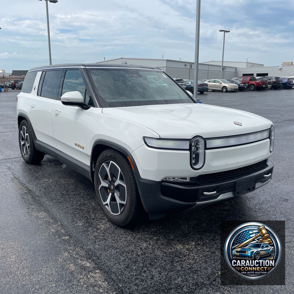 2023 Rivian R1S Adventure Quad-Motor