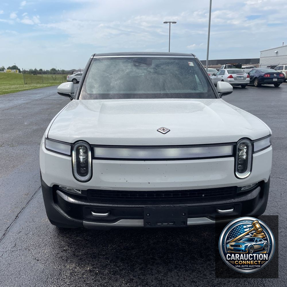 2023 Rivian R1S Adventure Quad-Motor
