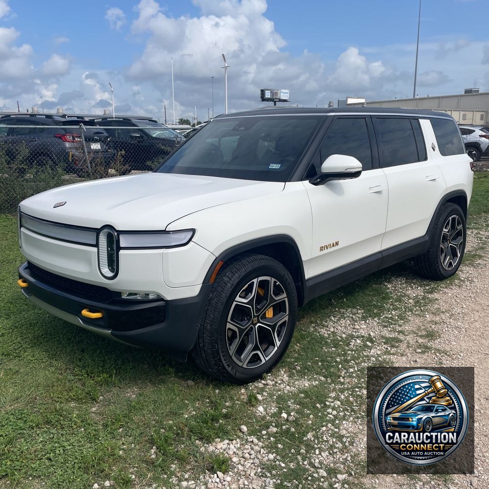 2023 Rivian R1S Adventure Quad-Motor
