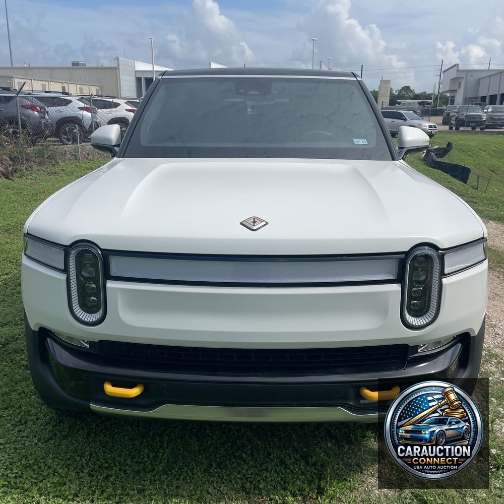2023 Rivian R1S Adventure Quad-Motor
