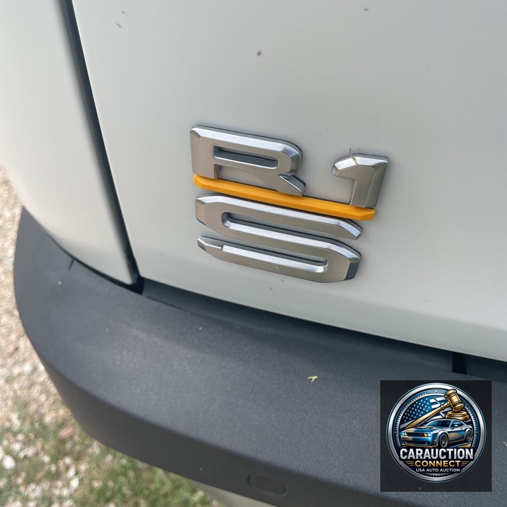 2023 Rivian R1S Adventure Quad-Motor