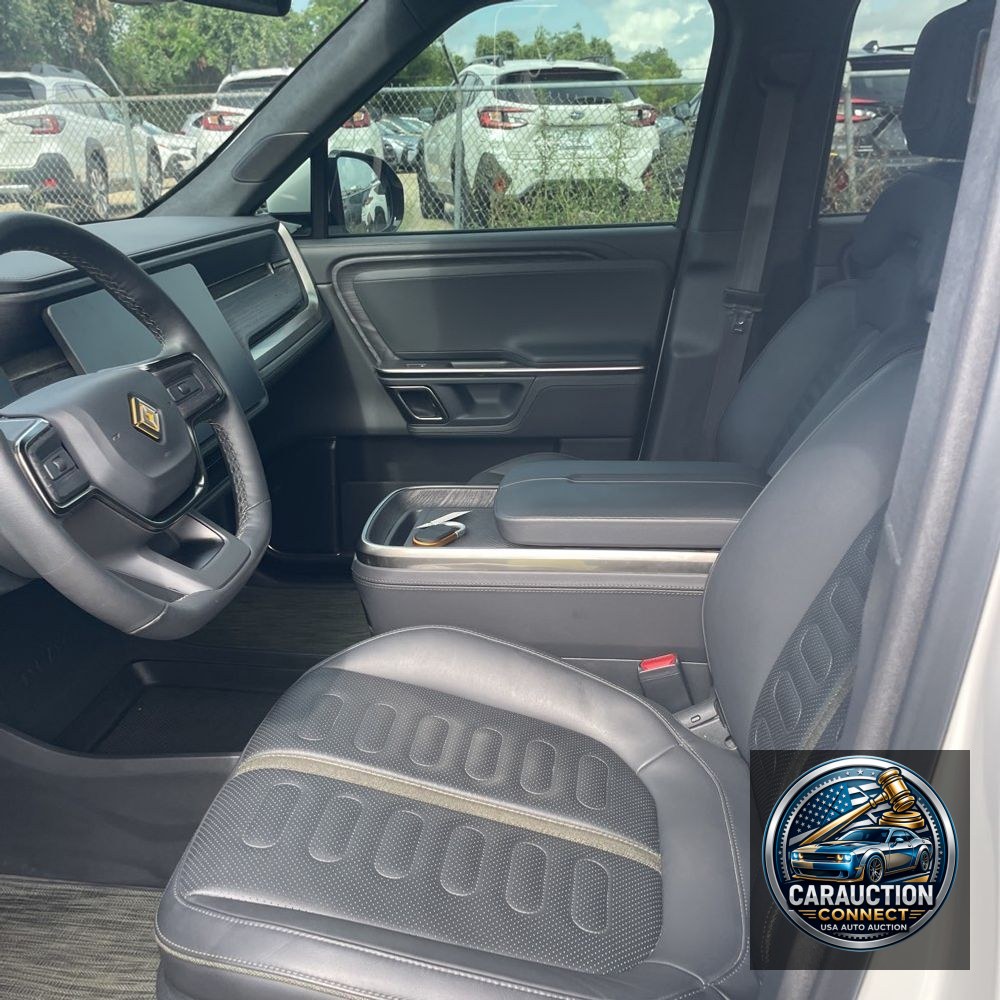 2023 Rivian R1S Adventure Quad-Motor