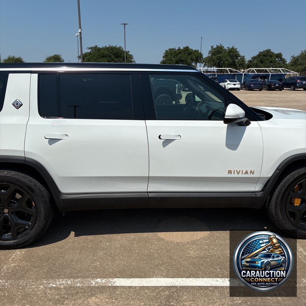 2022 Rivian R1S Launch Edition