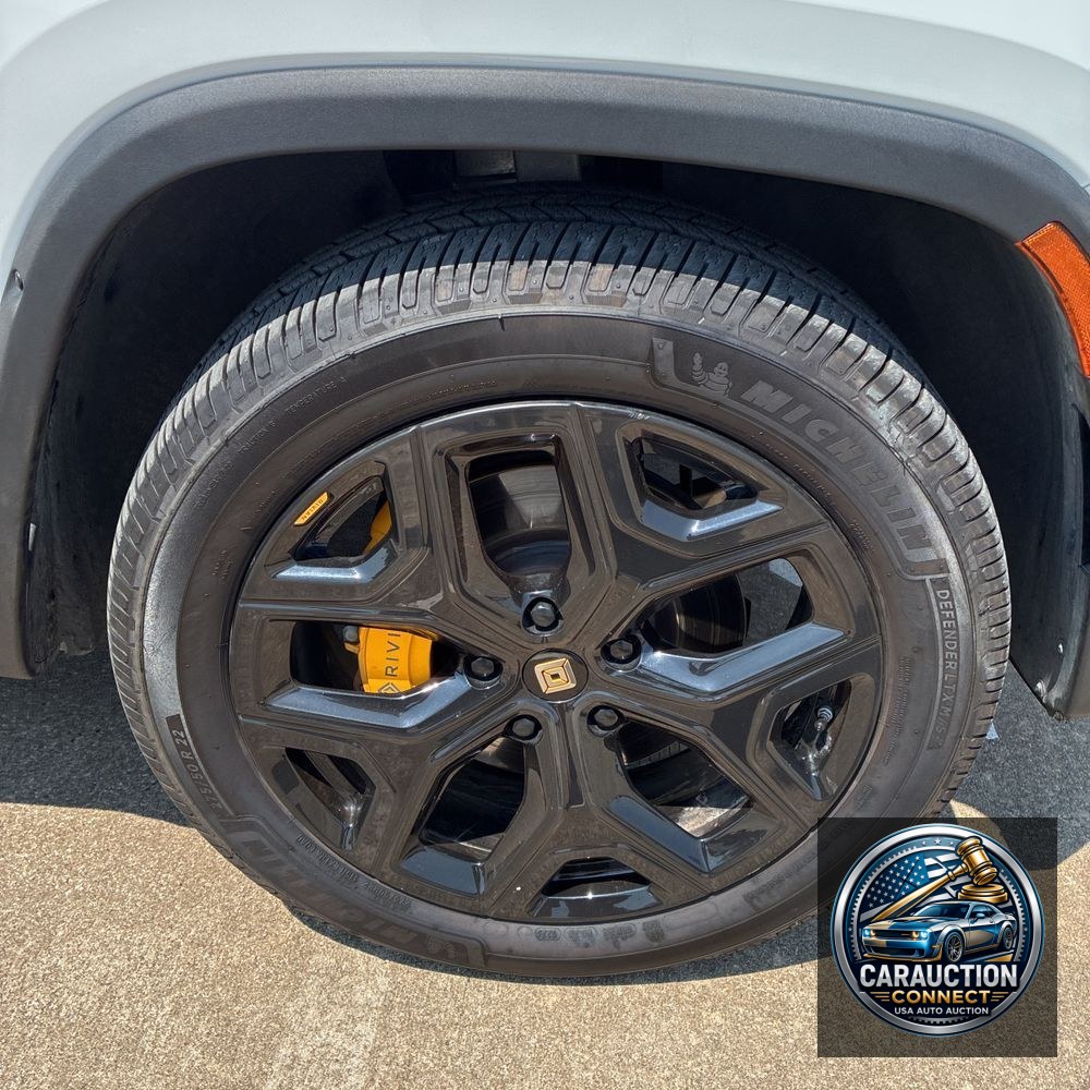 2022 Rivian R1S Launch Edition