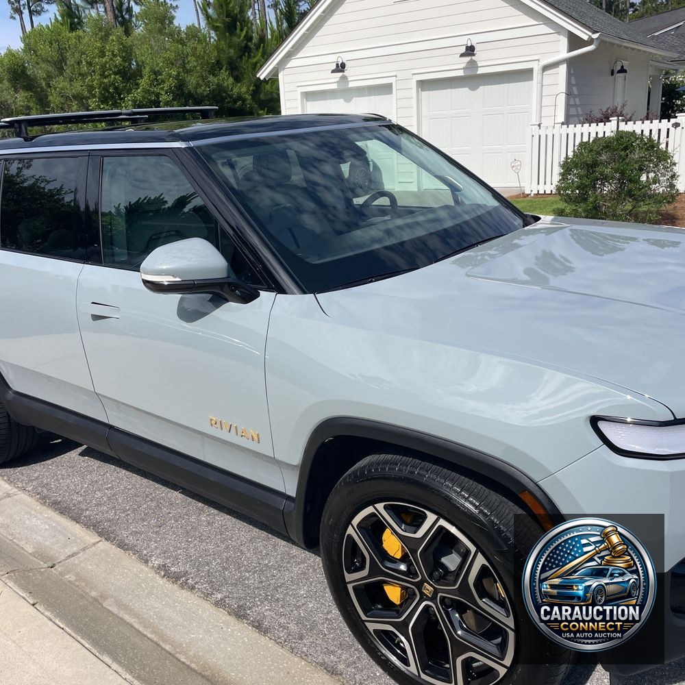 2024 Rivian R1S Launch Edition