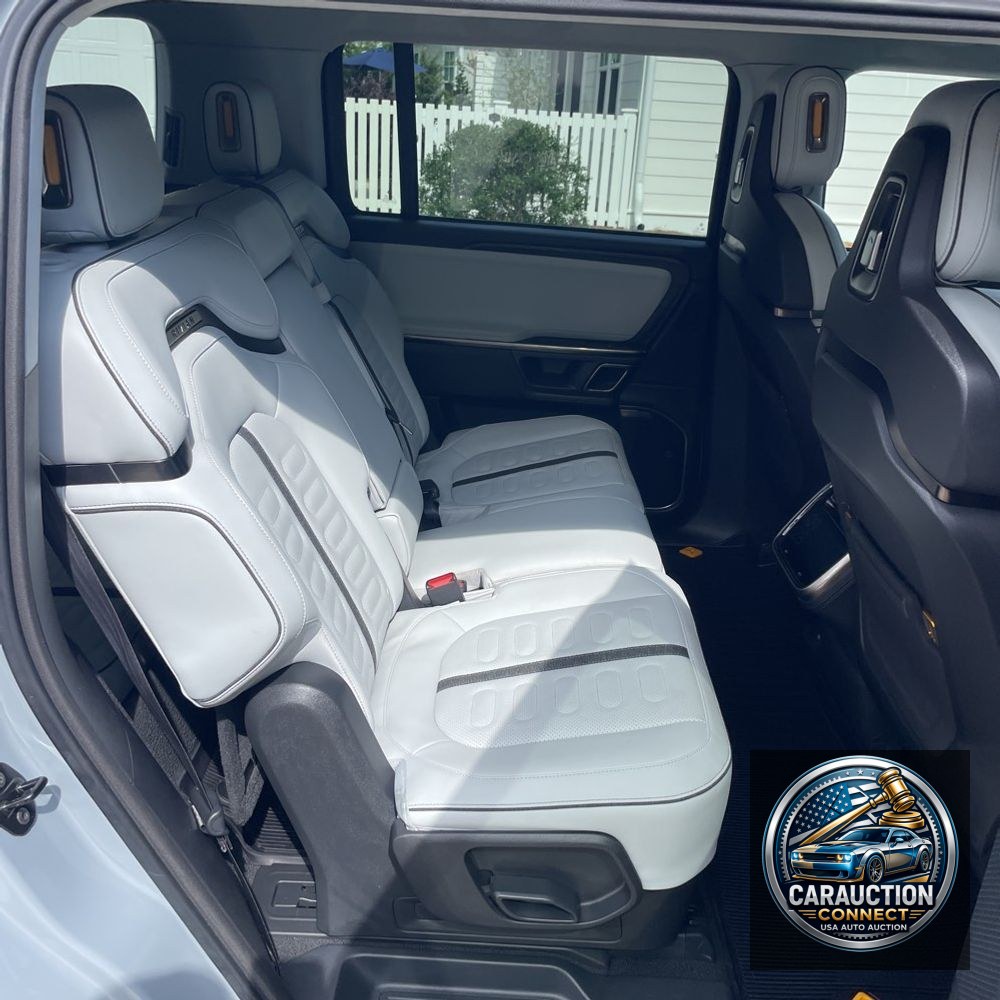 2024 Rivian R1S Launch Edition
