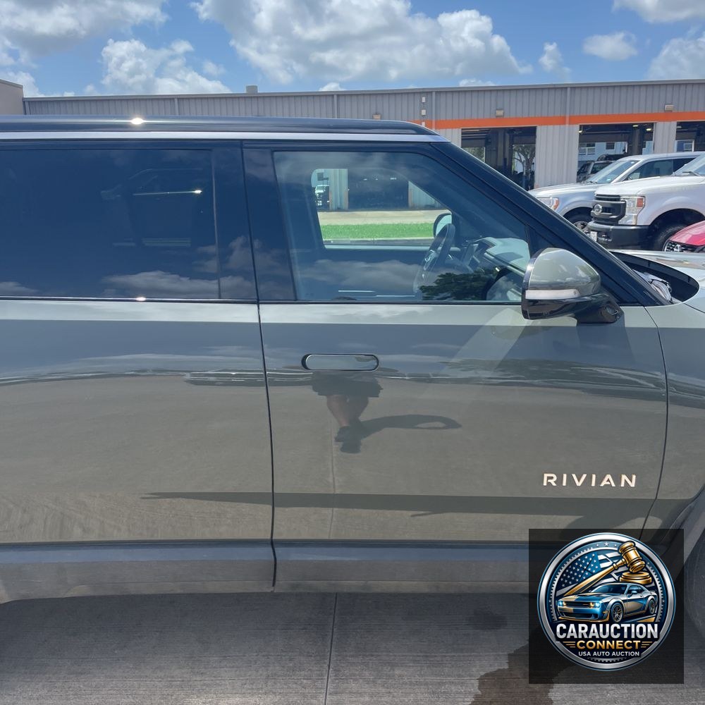 2022 Rivian R1S Launch Edition