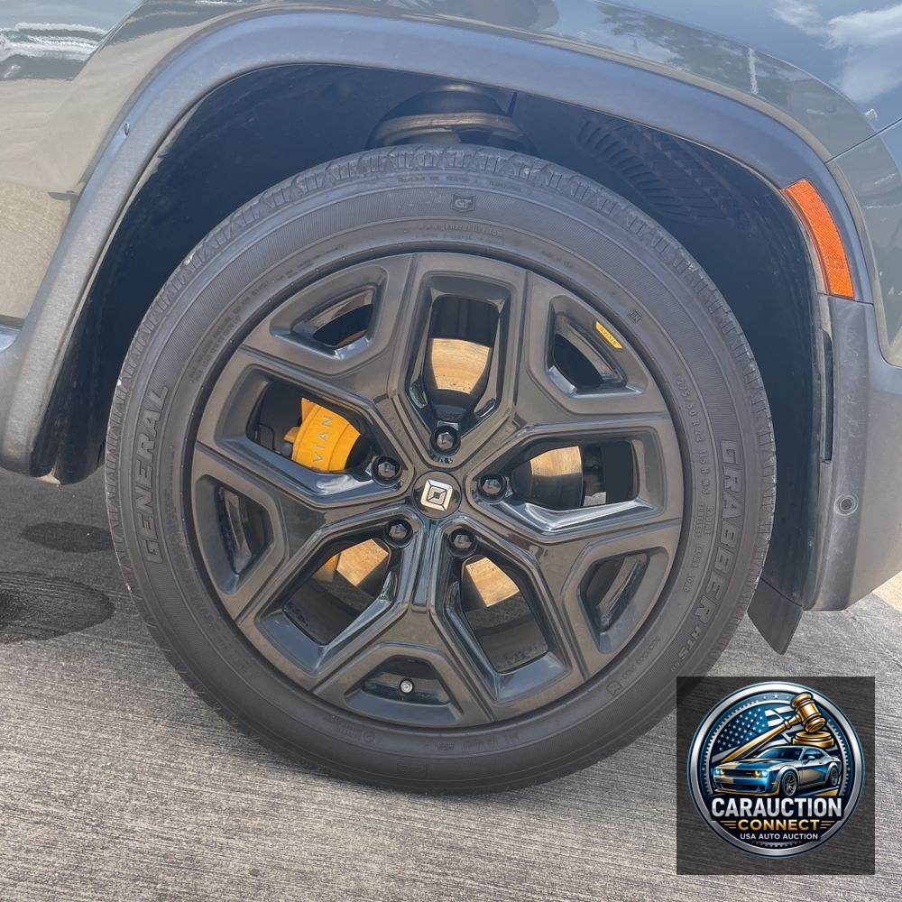 2022 Rivian R1S Launch Edition