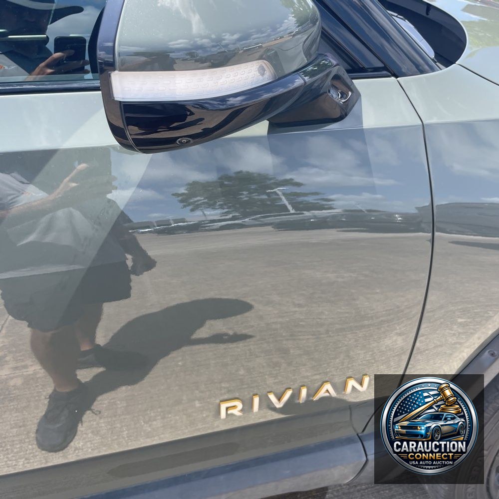 2022 Rivian R1S Launch Edition