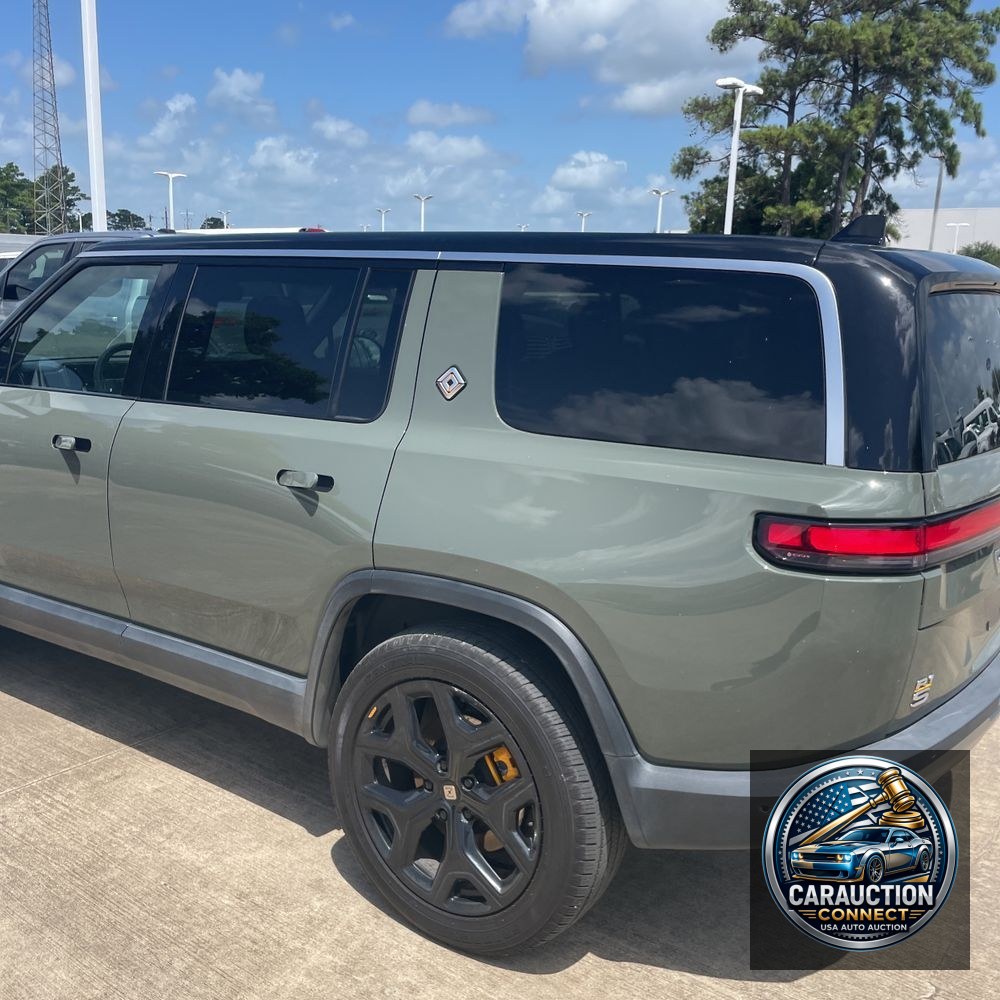 2022 Rivian R1S Launch Edition