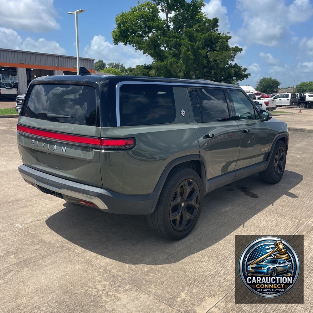2022 Rivian R1S Launch Edition