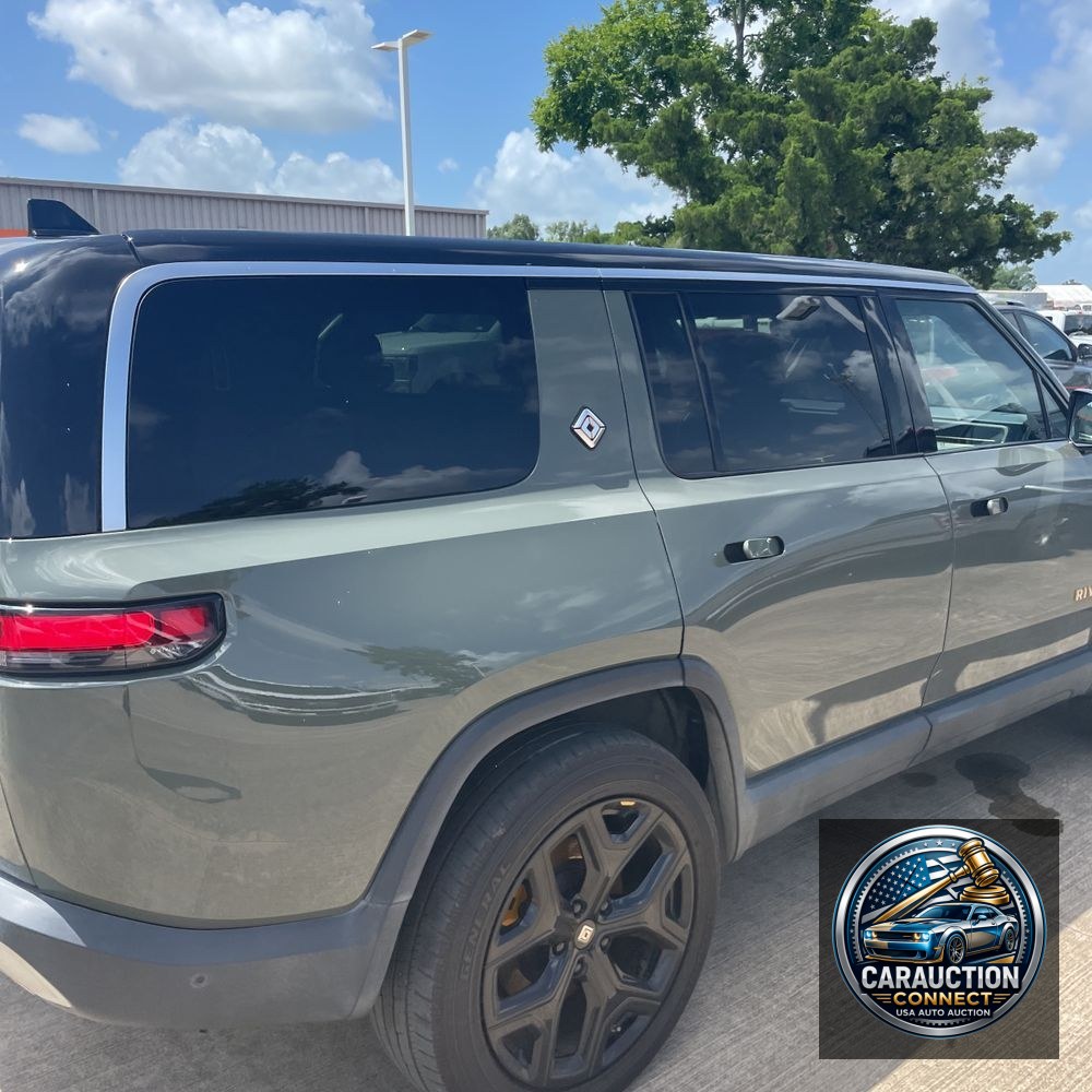 2022 Rivian R1S Launch Edition