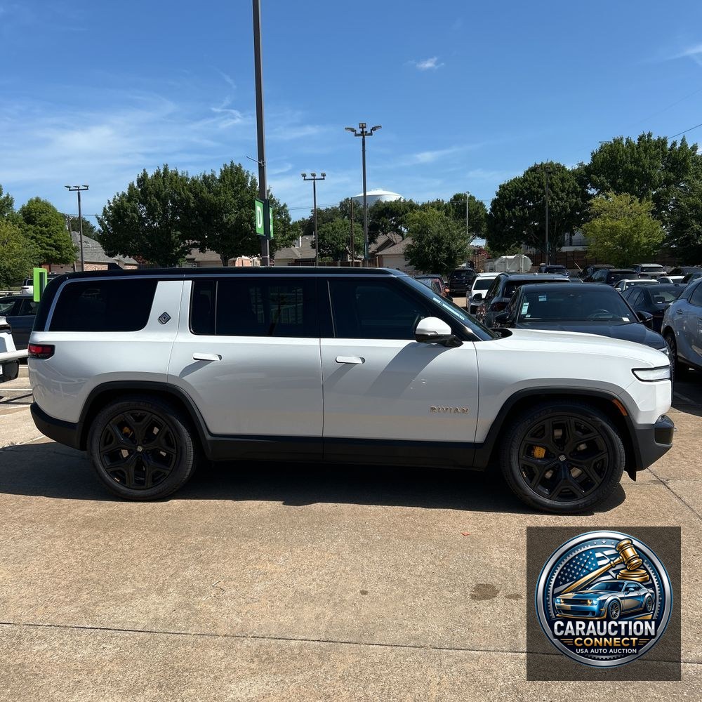 2023 Rivian R1S Launch Ed Quad-Motor