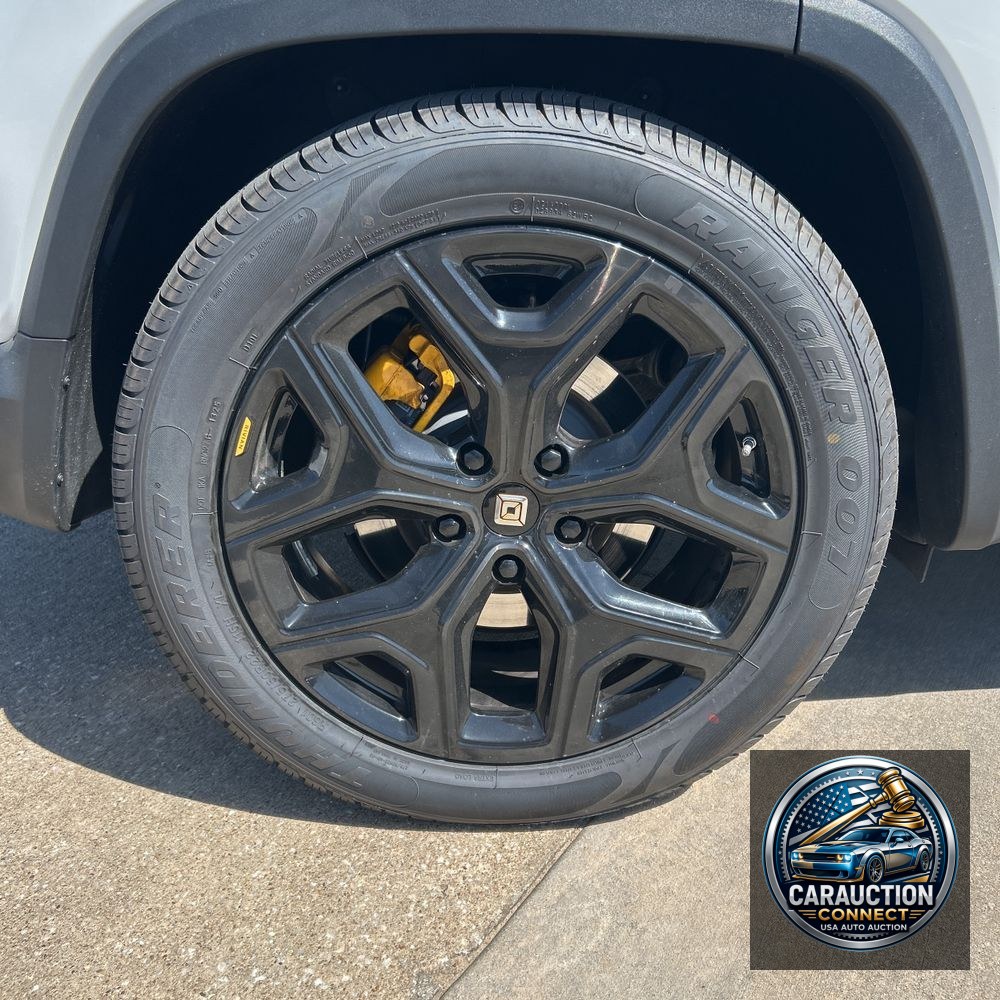 2023 Rivian R1S Launch Ed Quad-Motor