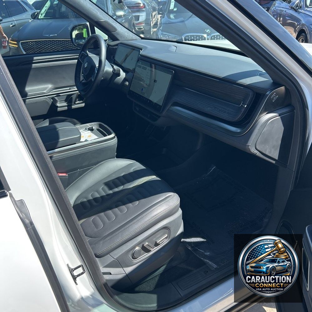 2023 Rivian R1S Launch Ed Quad-Motor
