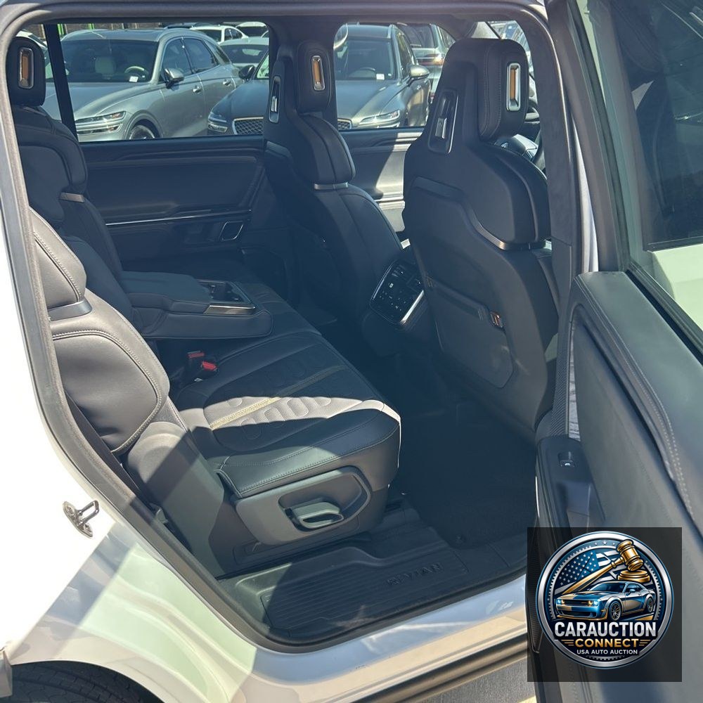 2023 Rivian R1S Launch Ed Quad-Motor