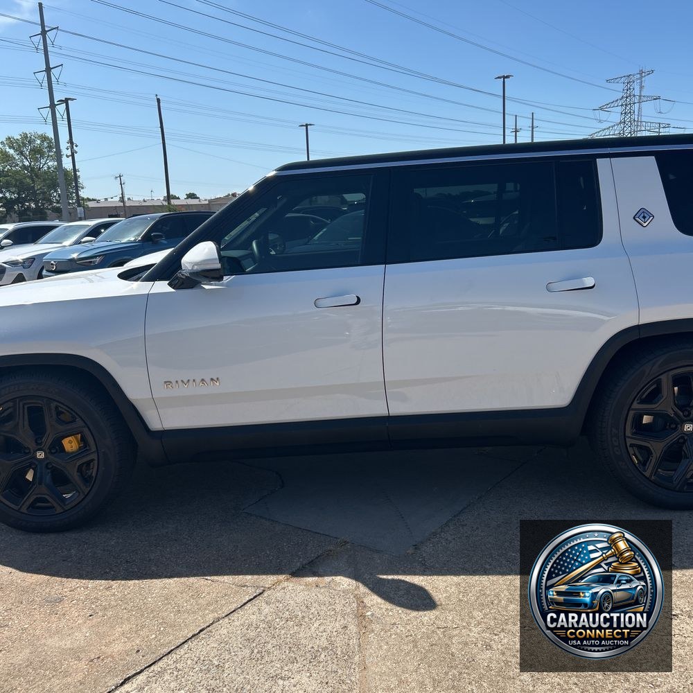 2023 Rivian R1S Launch Ed Quad-Motor