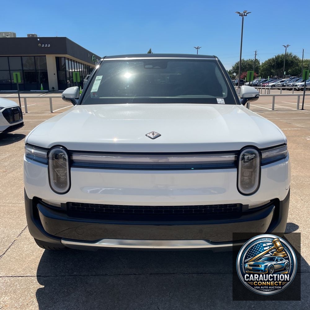 2025 Rivian R1S Adventure Dual-Motor