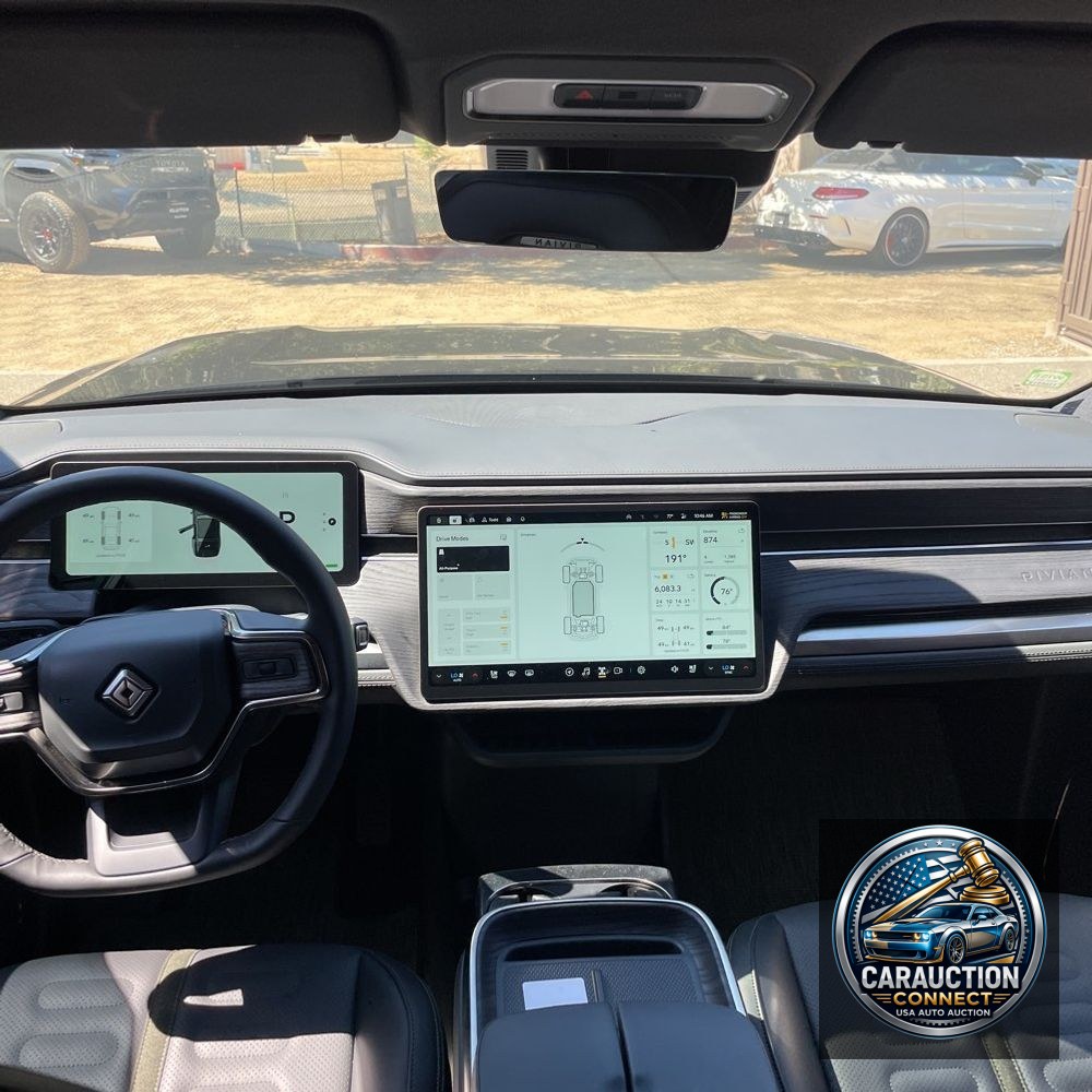 2025 Rivian R1S Adventure Dual-Motor