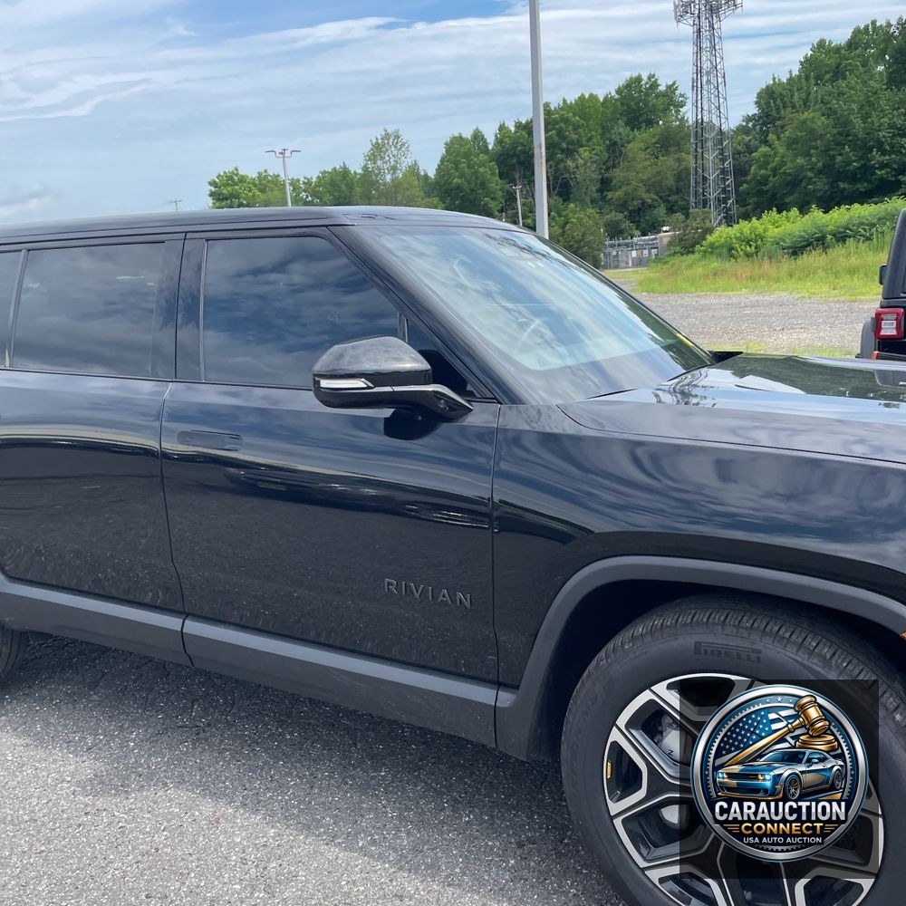 2025 Rivian R1S Adventure Dual-Motor
