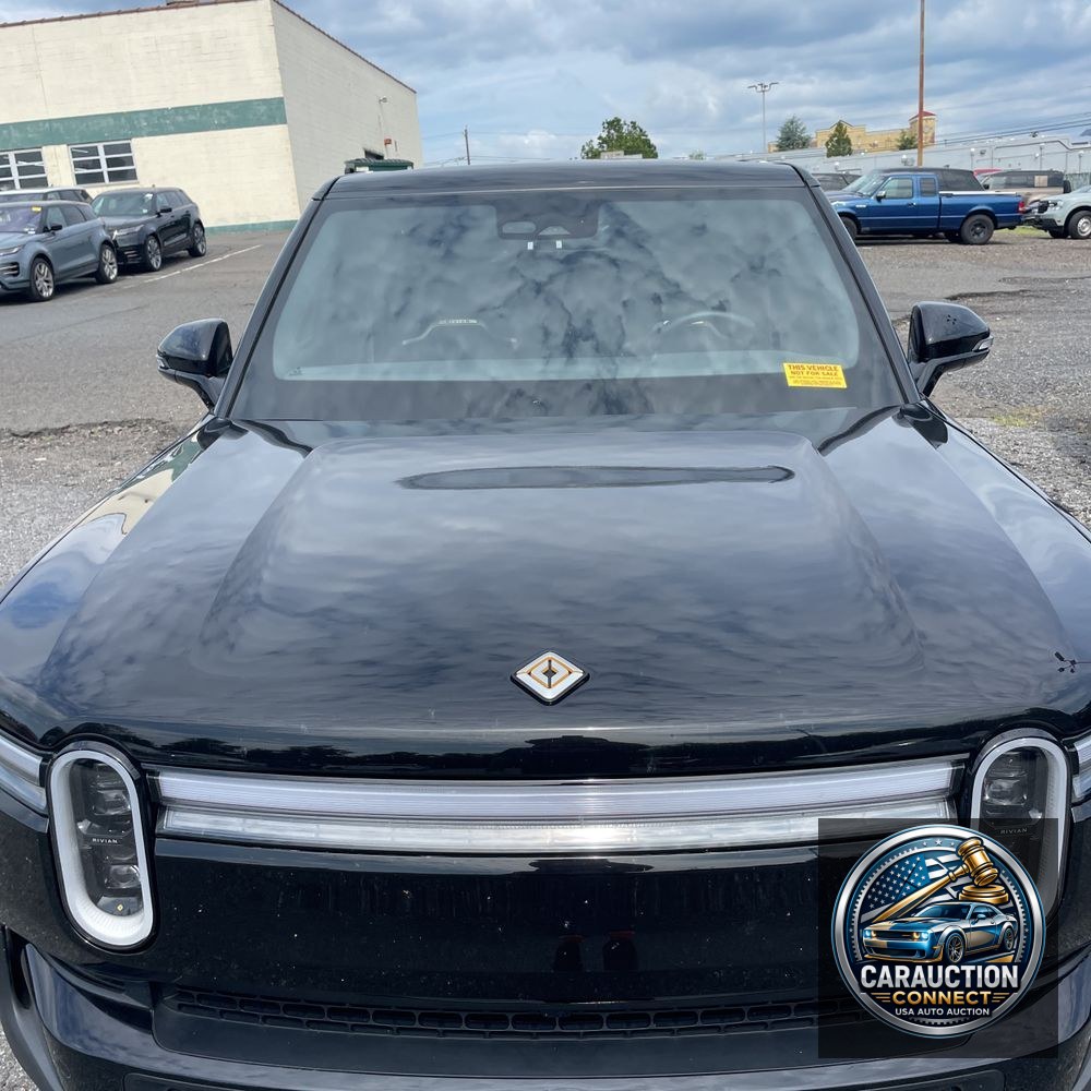 2025 Rivian R1S Adventure Dual-Motor
