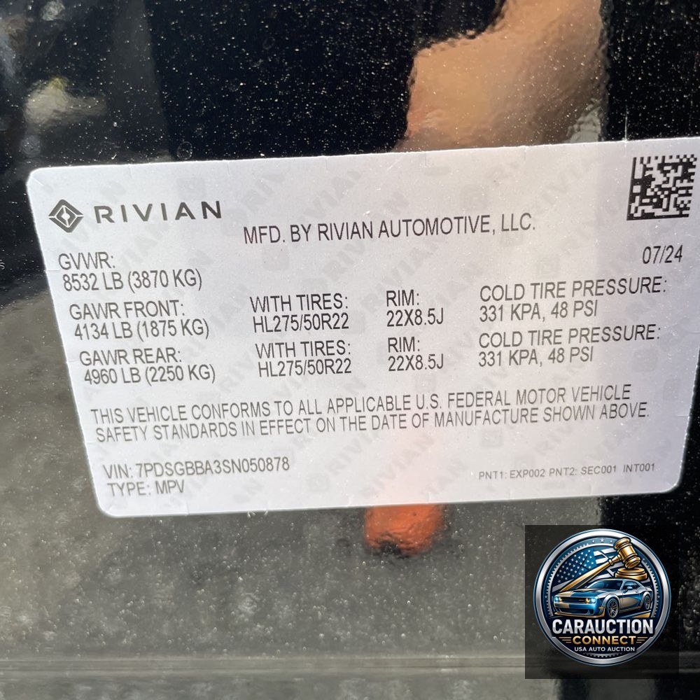2025 Rivian R1S Adventure Dual-Motor
