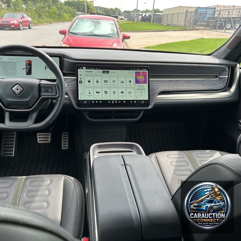 2024 Rivian R1S Adventure Dual-Motor