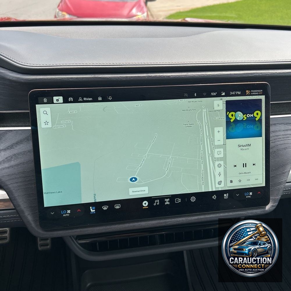 2024 Rivian R1S Adventure Dual-Motor