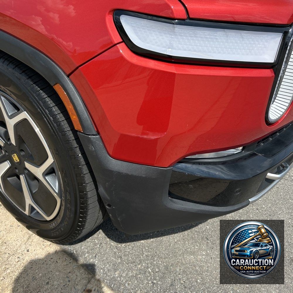 2024 Rivian R1S Adventure Dual-Motor