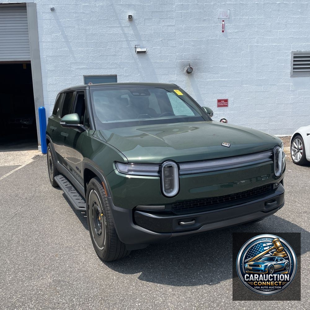 2025 Rivian R1S Adventure Dual-Motor