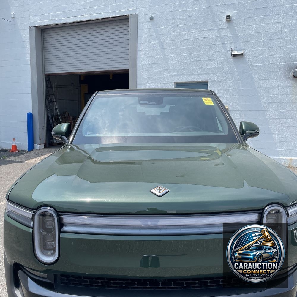 2025 Rivian R1S Adventure Dual-Motor