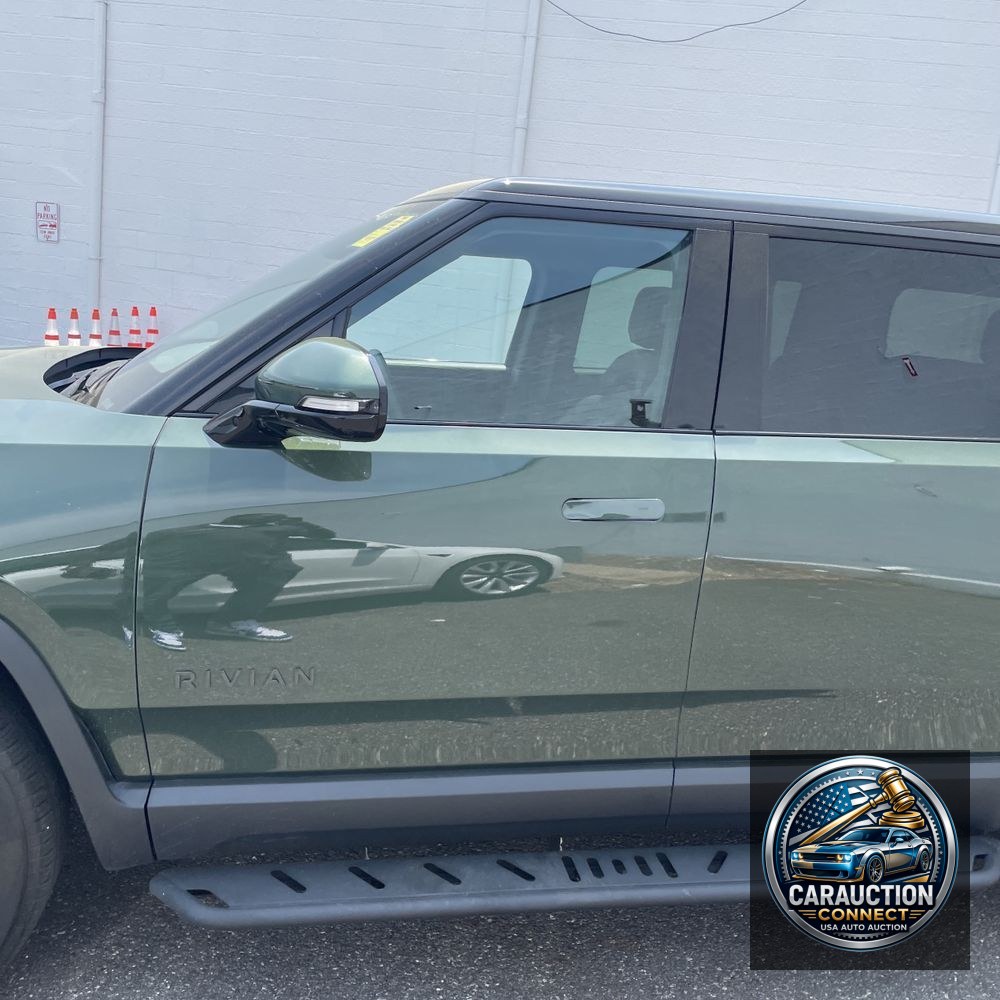 2025 Rivian R1S Adventure Dual-Motor