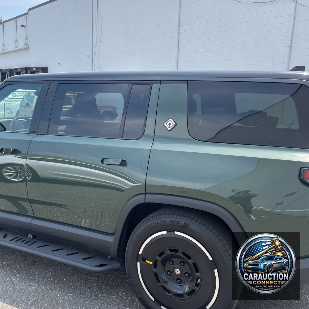 2025 Rivian R1S Adventure Dual-Motor