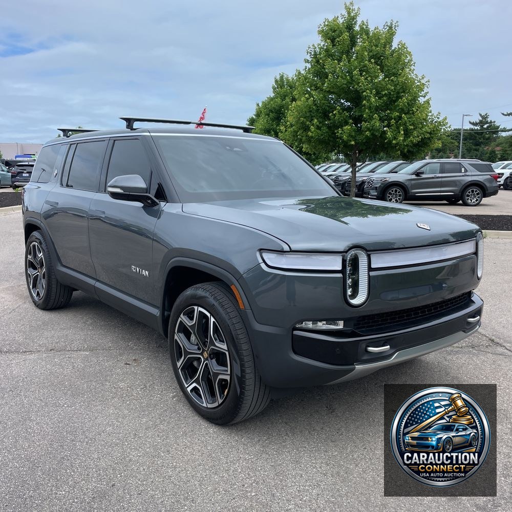 2024 Rivian R1S Adventure Dual-Motor