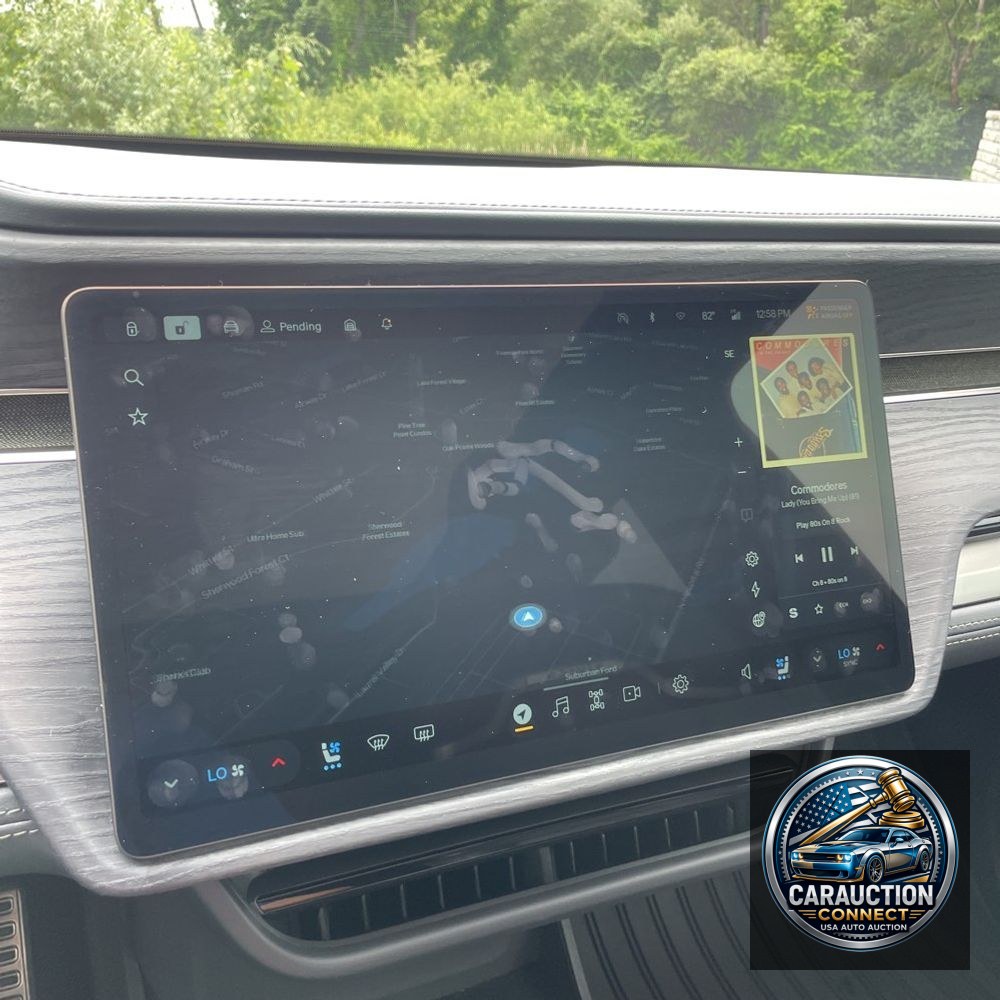 2024 Rivian R1S Adventure Dual-Motor