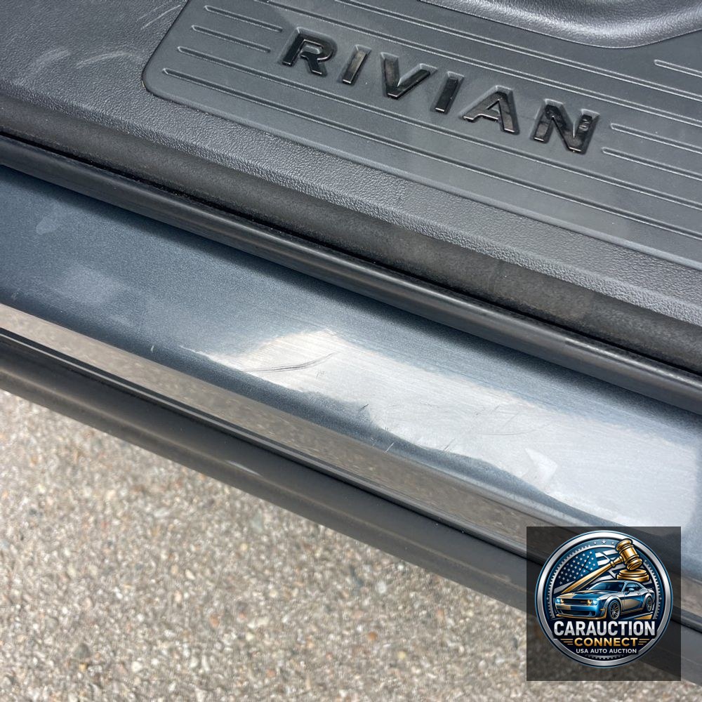 2024 Rivian R1S Adventure Dual-Motor